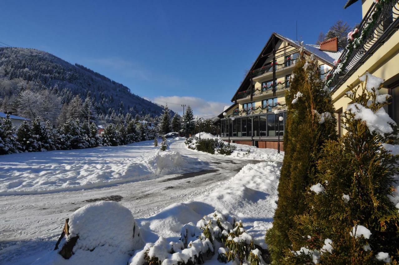 Hotel Zimnik Luksus Natury Spa & Wellness Ostre 외부 사진